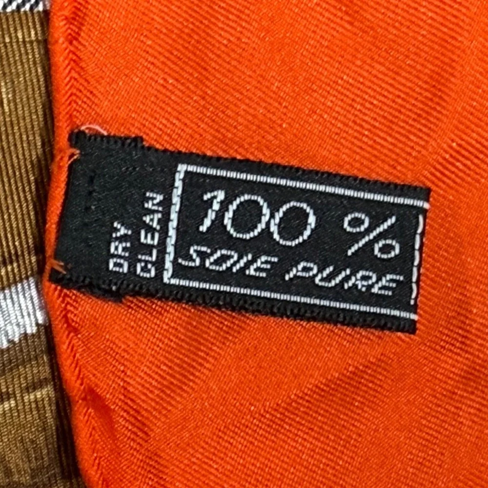 VTG Crans-Sur Sierre Golf Club Flag Golf Bag Silk Scarf Orange White Sport 34x34